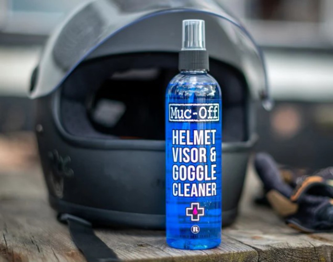 Muc-Off Helmet Visor & Goggle Cleaner 250ml image 0